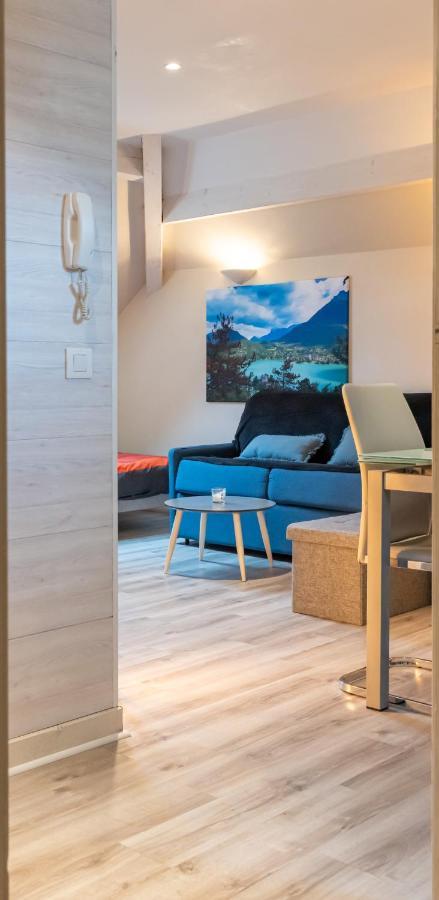 Au Bord Du Lac D'Annecy, Logement Type Loft, Dans Residence Avec Plage Et Ponton Privee دْوا المظهر الخارجي الصورة